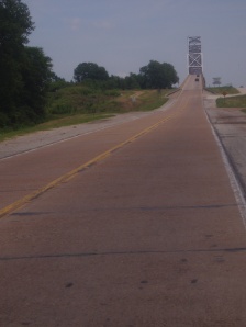 Approaching the Mississippi River Bridge